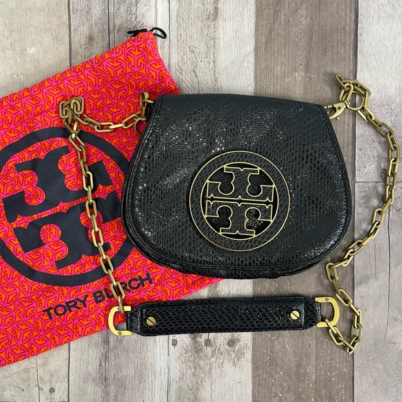 Tory Burch Handbags - Tory Burch Amanda Logo Black Snakeskin Leather Clutch Chain Strap Crossbody Bag